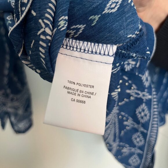 Reitman's. Sheer Blue Pattern Top. Size Petite M. Womens. - Picture 5 of 7